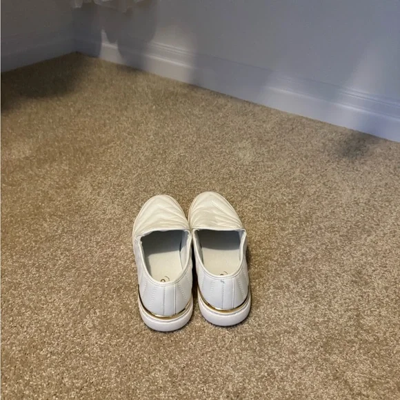 Aldo - Picture 3 of 3